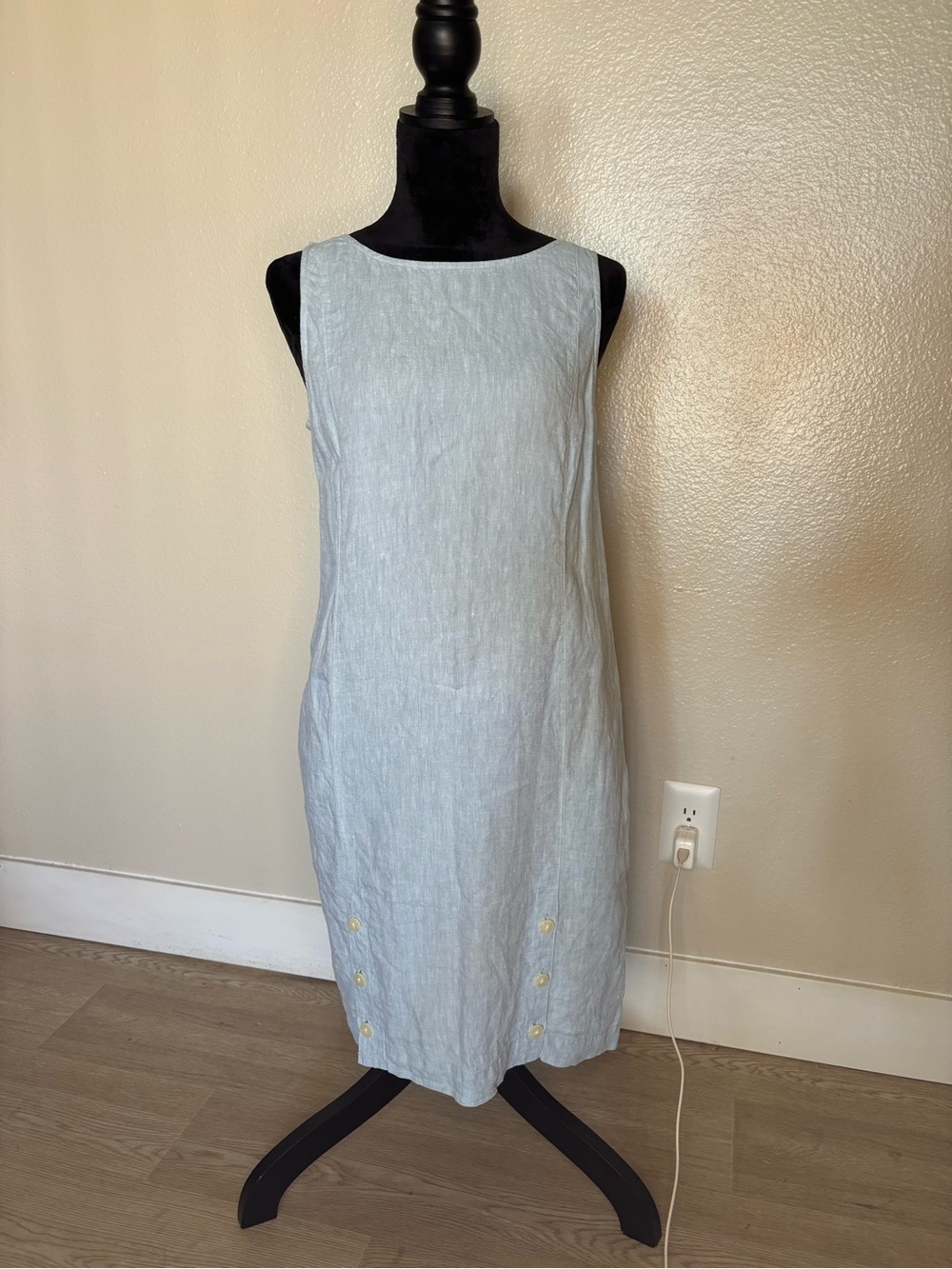 J. Jill Light Blue Sleeveless Love Linen Midi Dress with Hem Button Detail